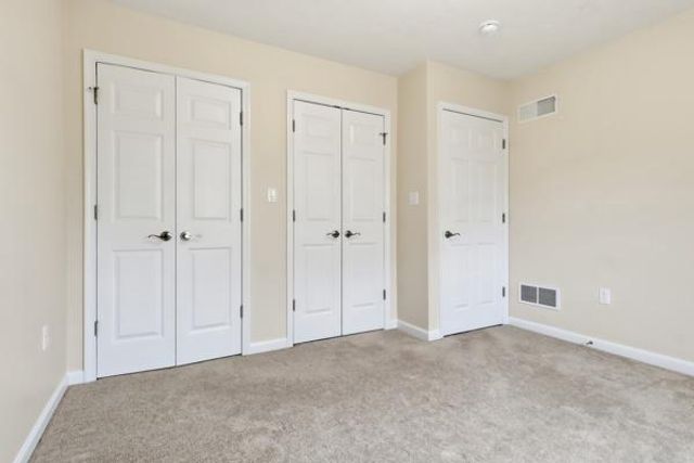 1366 CHAMI DR, Spring Grove, PA 17362