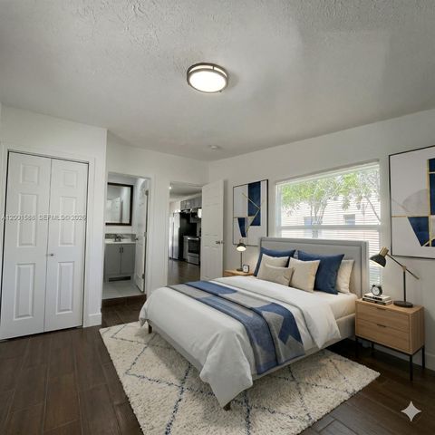 8 S C St, Lake Worth, FL 33460
