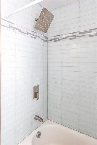 102 Edgewater Rd, Hull, MA 02045