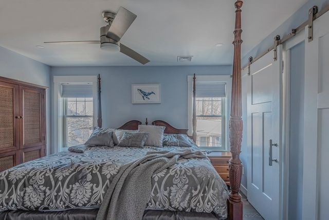 102 Edgewater Rd, Hull, MA 02045