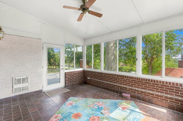 2711 Noonan Dr, Nashville, TN 37206