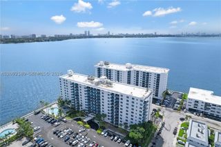 7501 E Treasure Dr 2M, North Bay Village, FL 33141