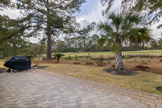 7 S Point Ct, Bluffton, SC 29910