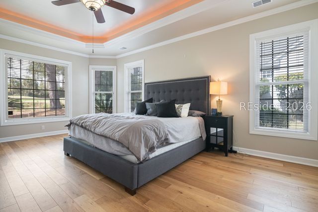 7 S Point Ct, Bluffton, SC 29910