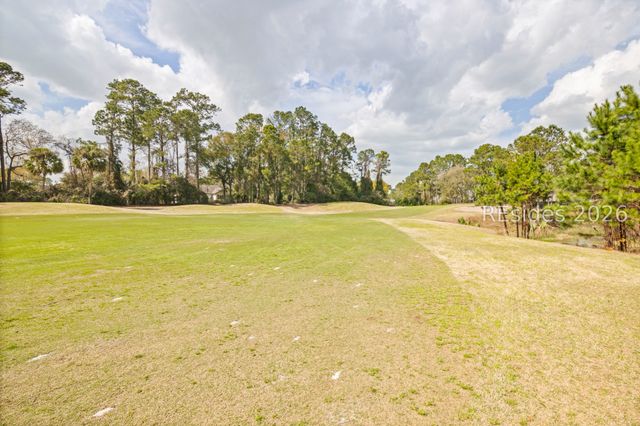 7 S Point Ct, Bluffton, SC 29910