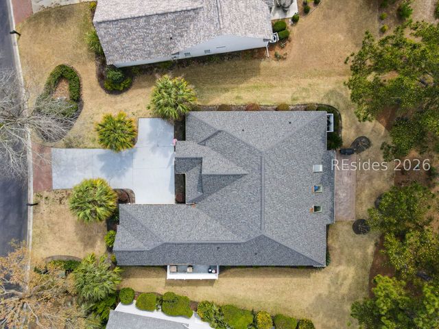 7 S Point Ct, Bluffton, SC 29910