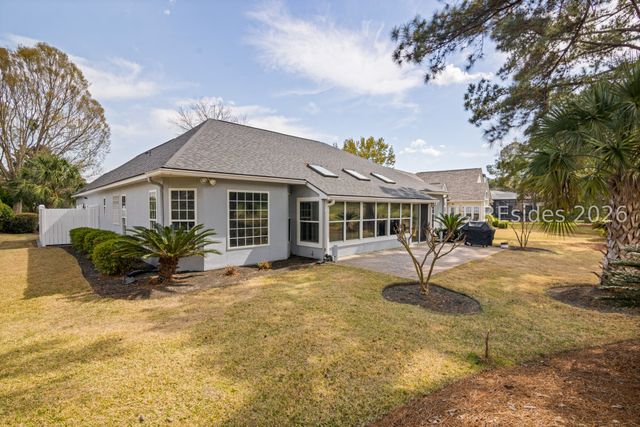 7 S Point Ct, Bluffton, SC 29910