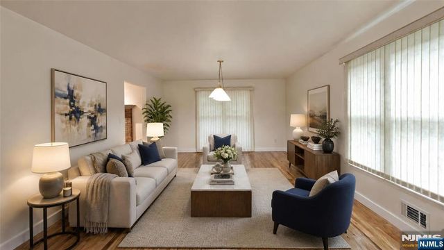 281 Kinnelon Road, Kinnelon Borough, NJ 07405