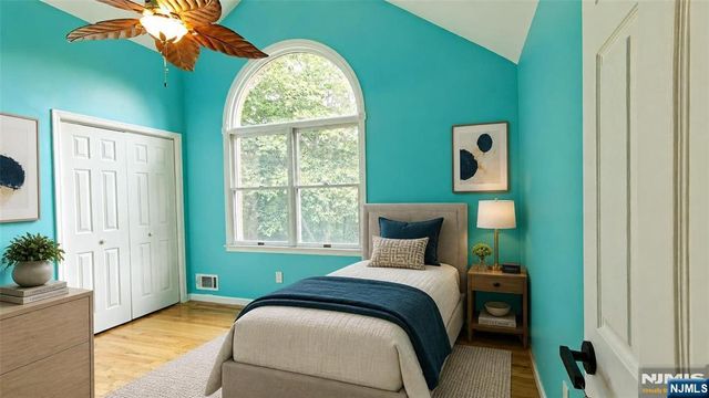 281 Kinnelon Road, Kinnelon Borough, NJ 07405