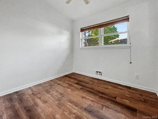 198 Lake Shore Drive E, Rock Hill, NY 12775