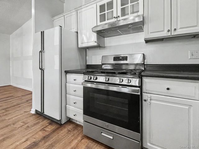 198 Lake Shore Drive E, Rock Hill, NY 12775