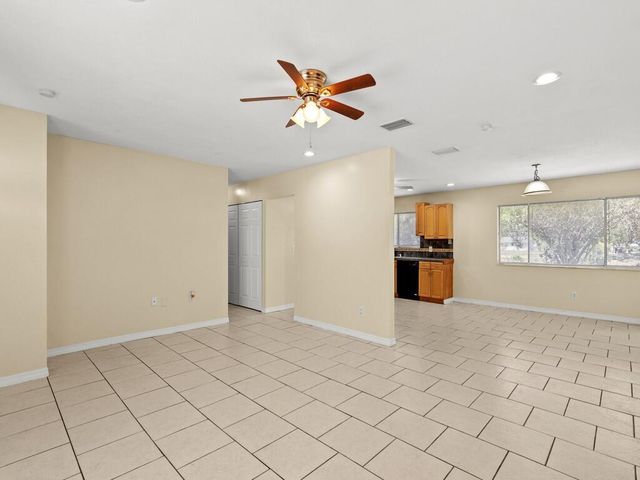 254 SW Bridgeport Drive, Port St Lucie, FL 34953
