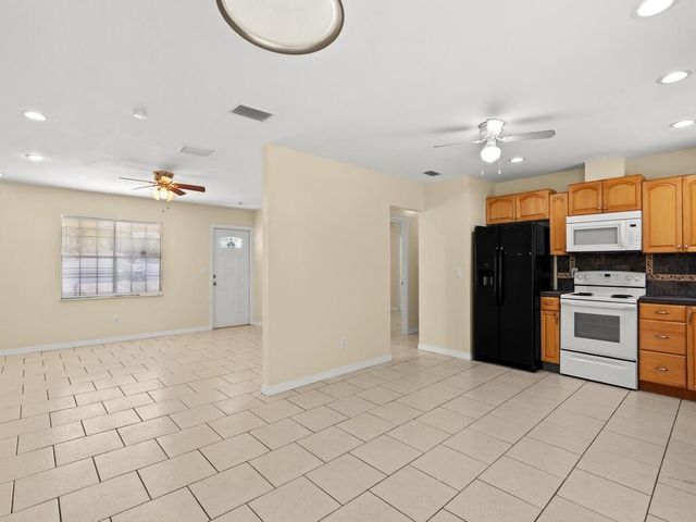 254 SW Bridgeport Drive, Port St Lucie, FL 34953