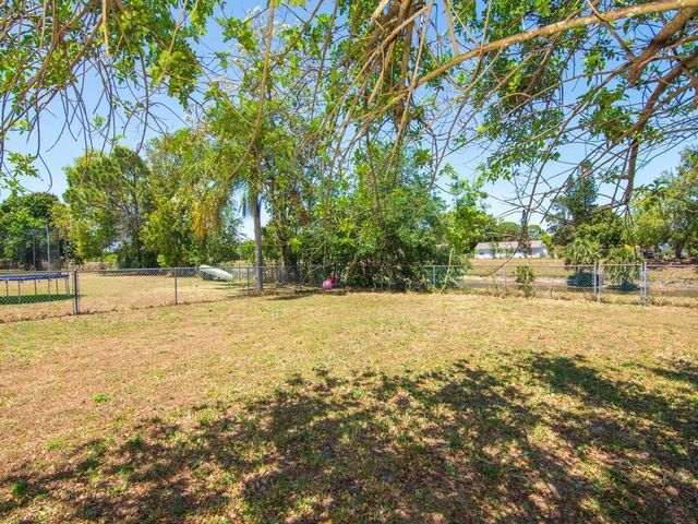 254 SW Bridgeport Drive, Port St Lucie, FL 34953