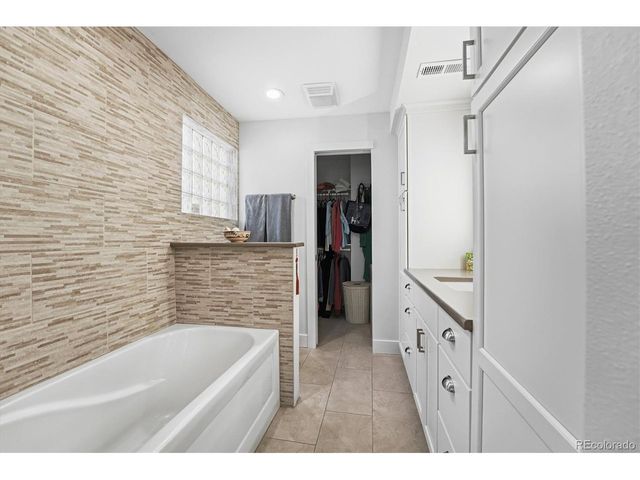 3029 Zenobia St, Denver, CO 80212