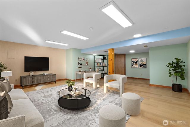 1201 Kirkland Avenue, Kirkland, WA 98033