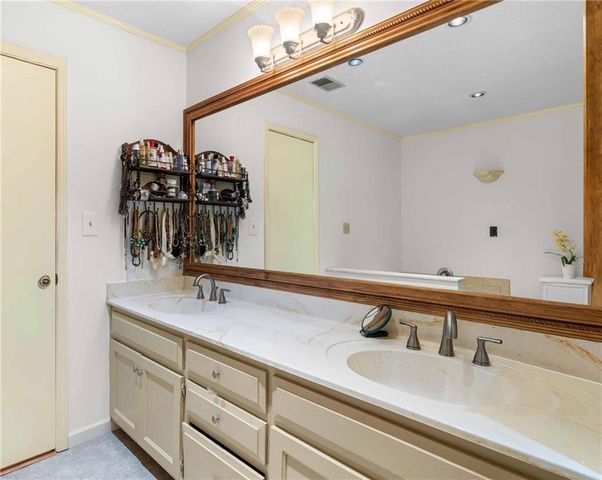 1866 D'Youville Lane, Atlanta, GA 30341