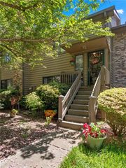 1866 D'Youville Lane, Atlanta, GA 30341