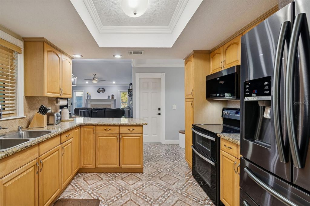 Image 11 of property listing at 1147 RIDGECREST COURT, Palm Harbor, FL 34683