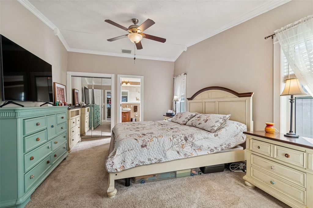 Image 20 of property listing at 1147 RIDGECREST COURT, Palm Harbor, FL 34683