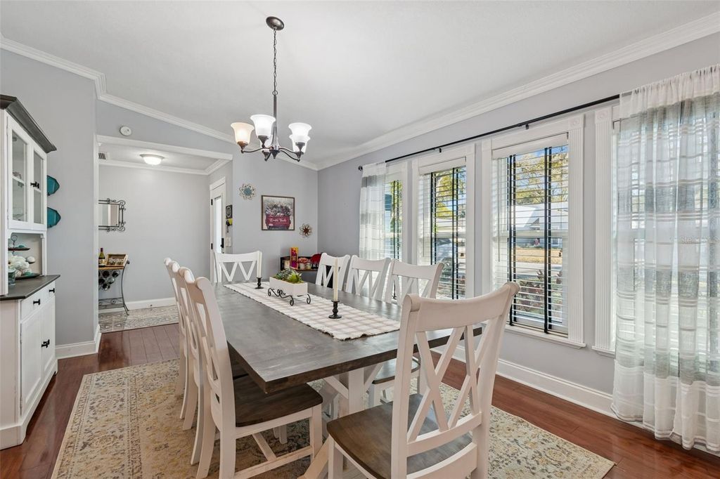 Image 5 of property listing at 1147 RIDGECREST COURT, Palm Harbor, FL 34683