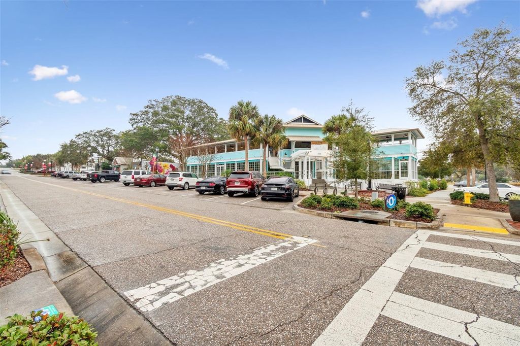 Image 71 of property listing at 1147 RIDGECREST COURT, Palm Harbor, FL 34683