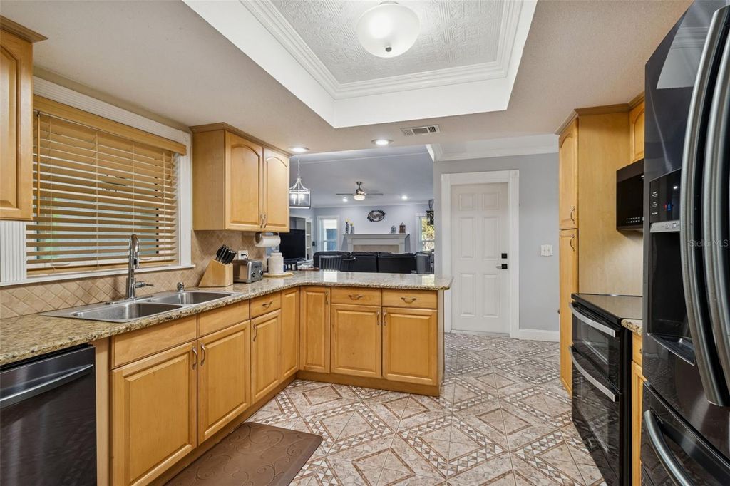 Image 10 of property listing at 1147 RIDGECREST COURT, Palm Harbor, FL 34683