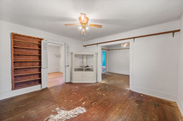 115 Woodland Avenue, Corsicana, TX 75110