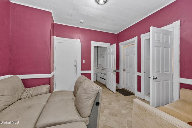 227 Colonie Street, Albany, NY 12210