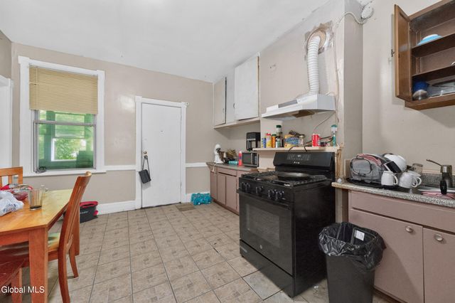 227 Colonie Street, Albany, NY 12210