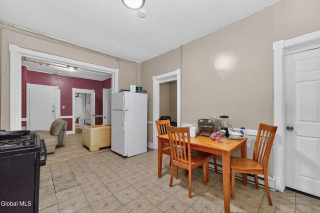 227 Colonie Street, Albany, NY 12210