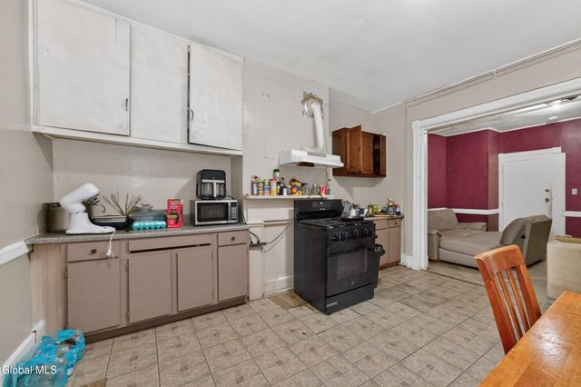 227 Colonie Street, Albany, NY 12210