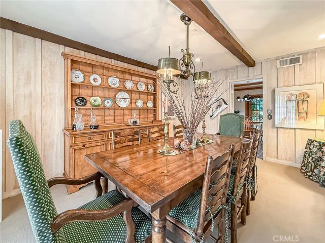 17323 Citronia, Northridge, CA 91325