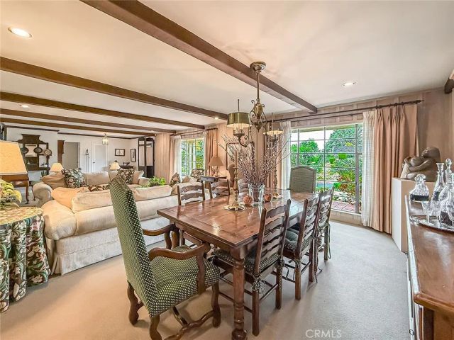 17323 Citronia, Northridge, CA 91325