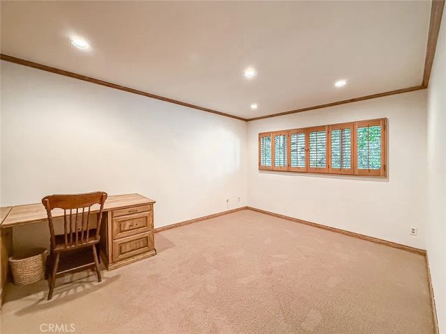 17323 Citronia, Northridge, CA 91325