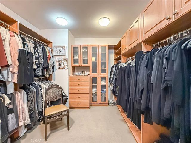17323 Citronia, Northridge, CA 91325