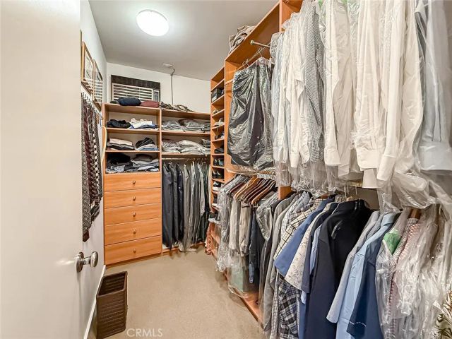 17323 Citronia, Northridge, CA 91325