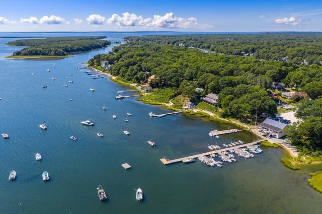 36 Baptiste Lane, East Falmouth, MA 02536