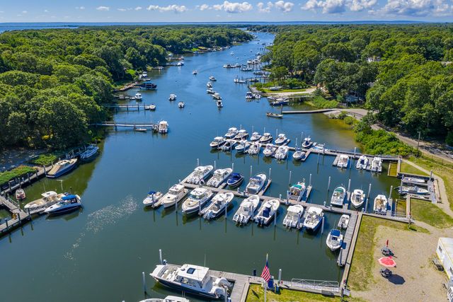36 Baptiste Lane, East Falmouth, MA 02536