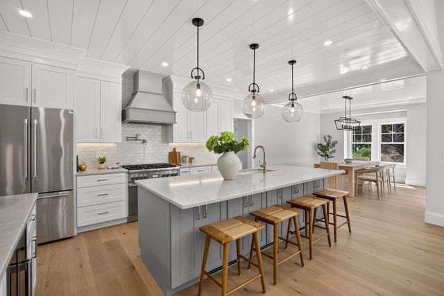 36 Baptiste Lane, East Falmouth, MA 02536