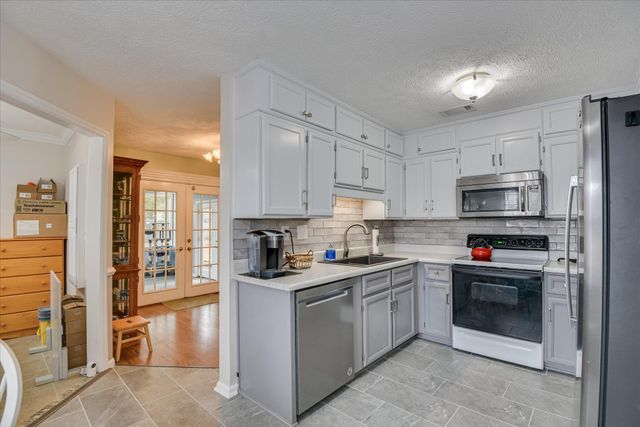 170 Avondale Lane Lane, Warrenville, SC 29851