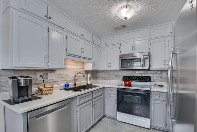 170 Avondale Lane Lane, Warrenville, SC 29851