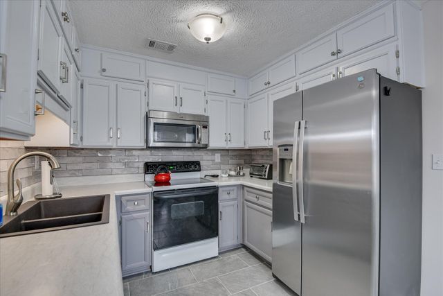 170 Avondale Lane Lane, Warrenville, SC 29851