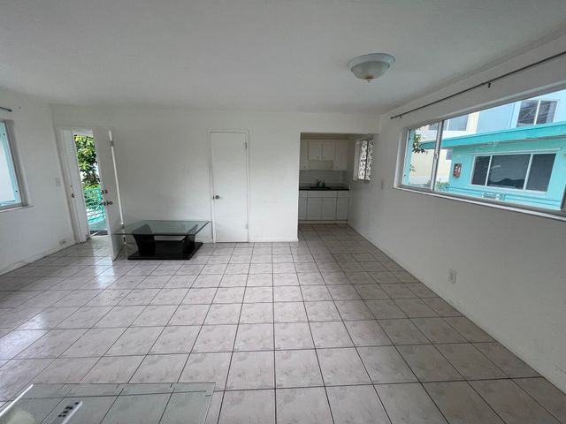 314 Elm Street 3, Hollywood, FL 33019