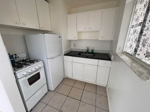 314 Elm Street 3, Hollywood, FL 33019