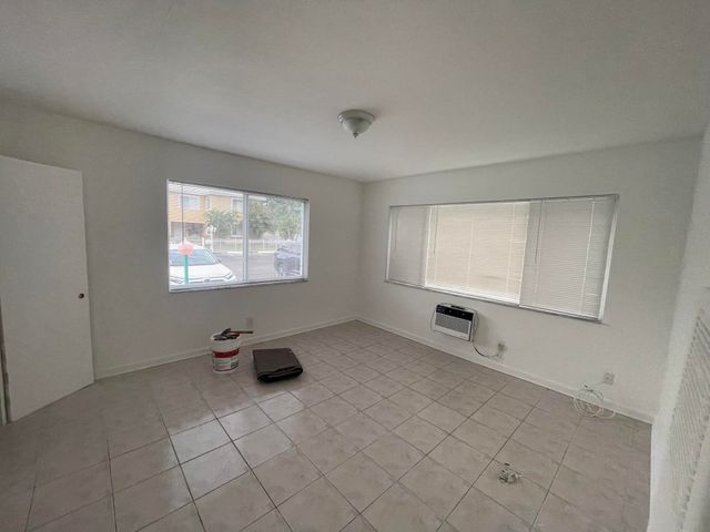 314 Elm Street 3, Hollywood, FL 33019