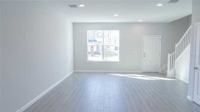 583 POTHOS STREET, Apopka, FL 32703