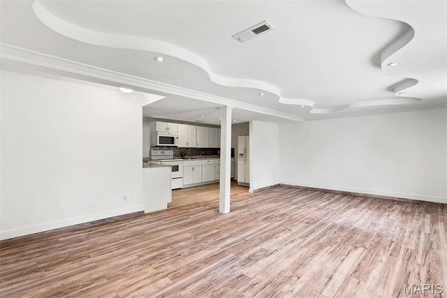 9986 Lark Avenue, St Louis, MO 63125