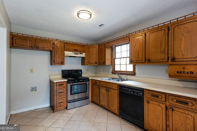 1676 Winchester Way, Conyers, GA 30013