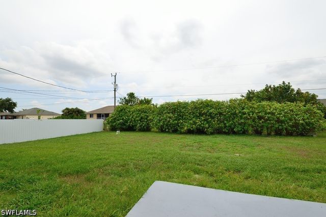 907 NE 10th TER, Cape Coral, FL 33909